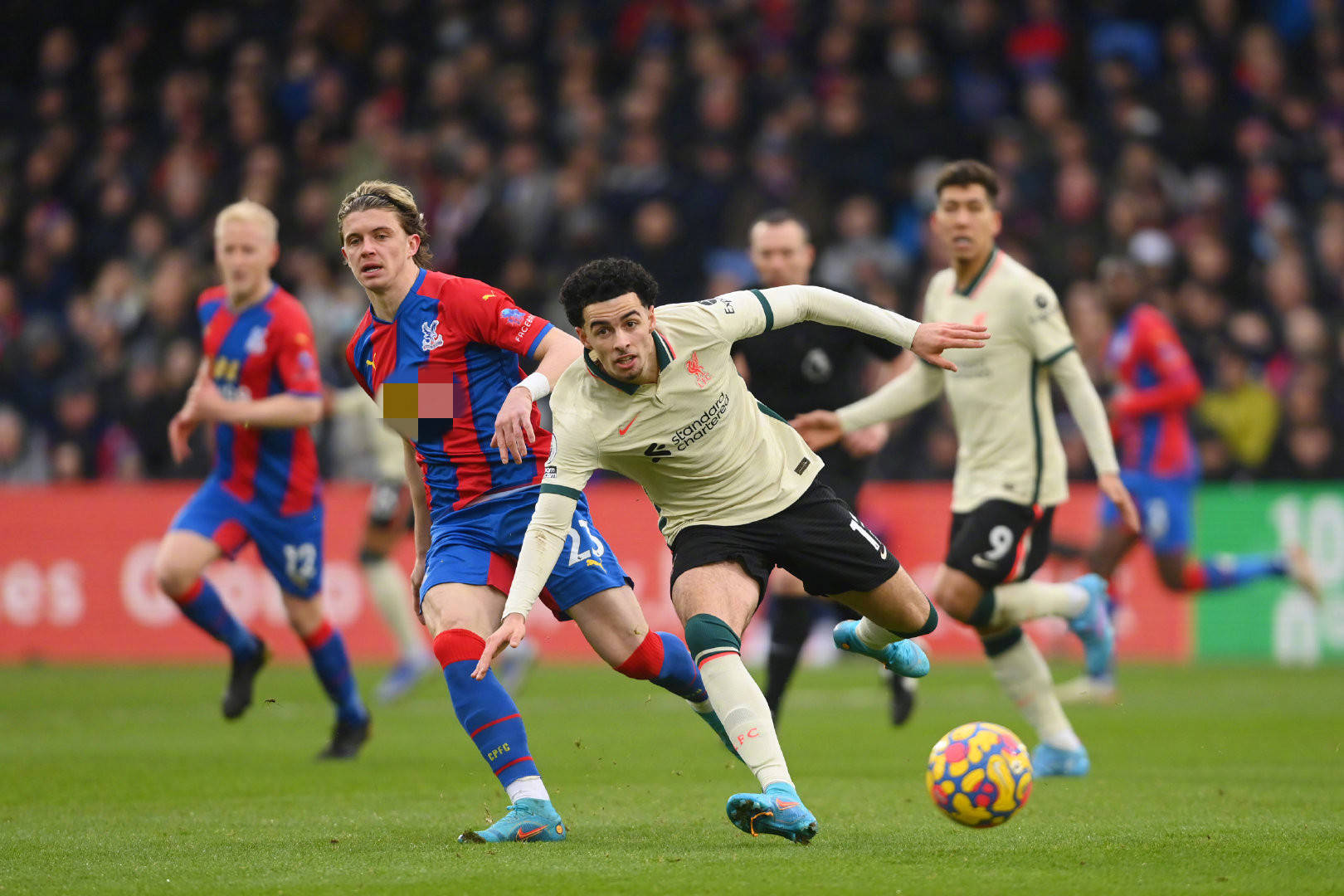 中场穆蒂尼 中场穆蒂尼